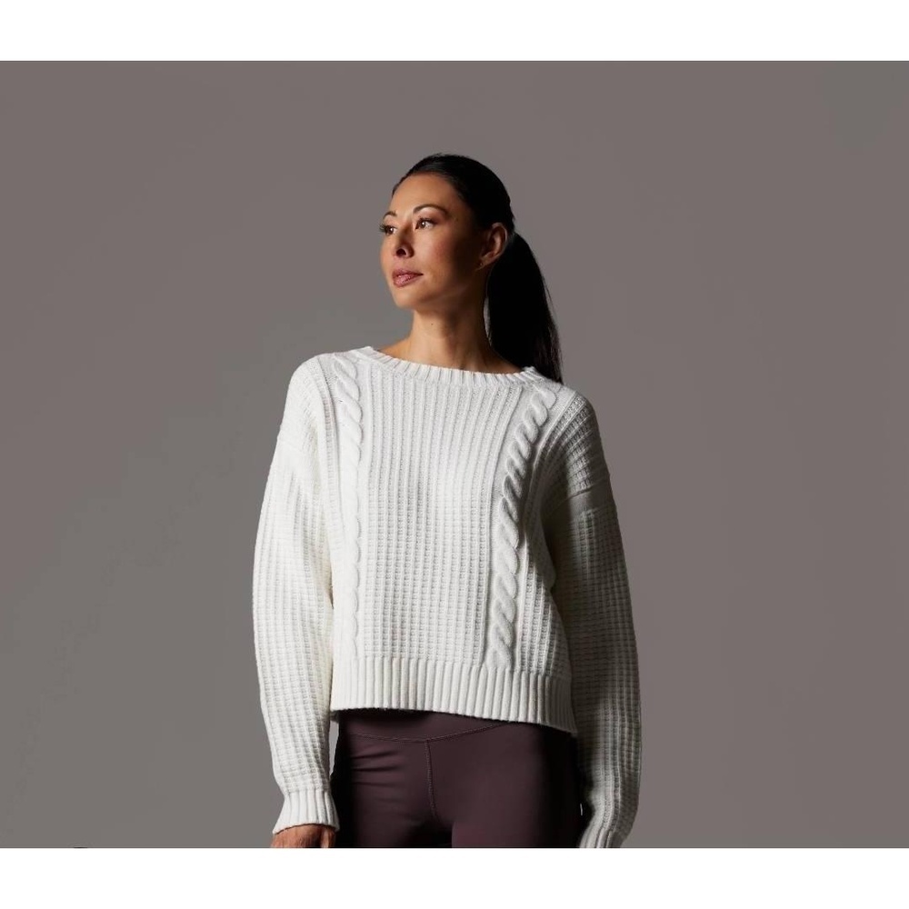 NWT TAVI‎ Womens Sweater Large Cream Off-White Cable Knit Lux Yarn Cozy